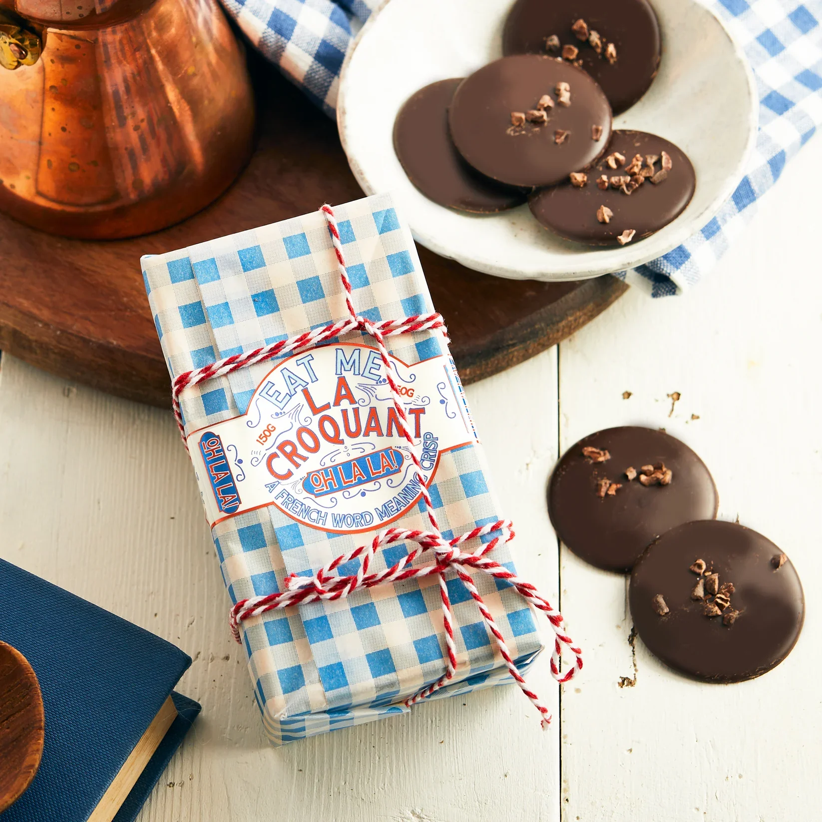 Croquant! A French word meaning crisp! Chocolate Orange Disks, The Chocolate Gift Company, 100g - Image 2