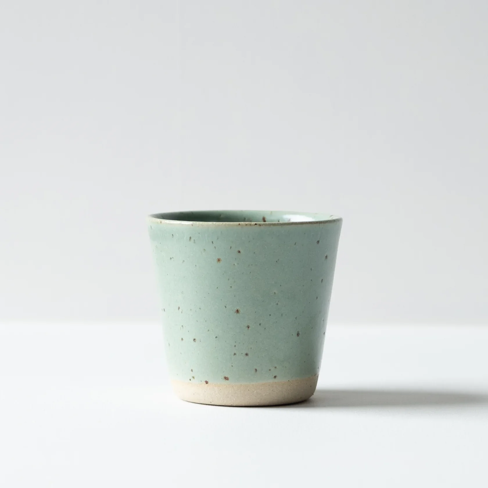 Beaker - Celadon Green Speckle, Dor & Tan