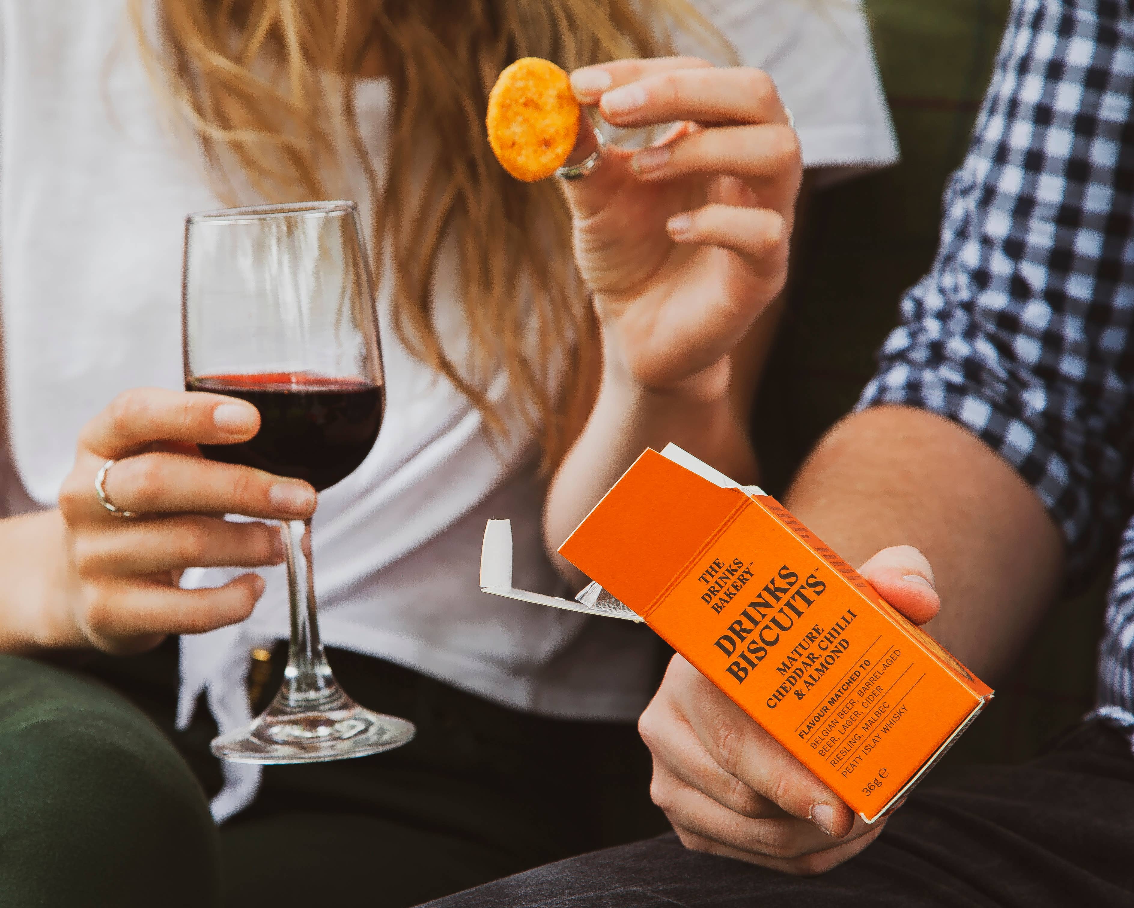 Drinks Biscuits - Mature Cheddar & Smoked Chilli 36g - Image 7