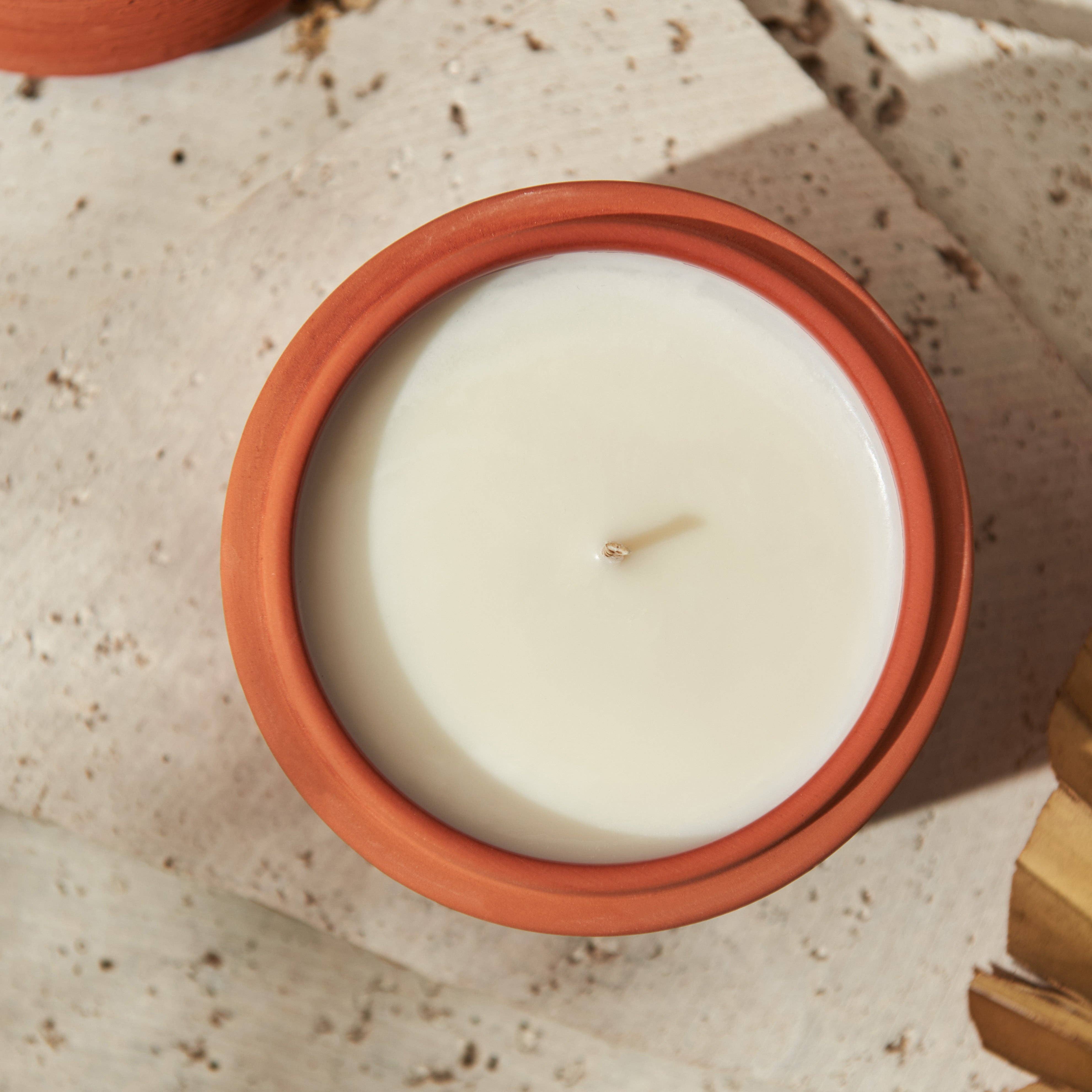 Moroccan Amber & Orris Root Textured Terracotta Candle - Image 3