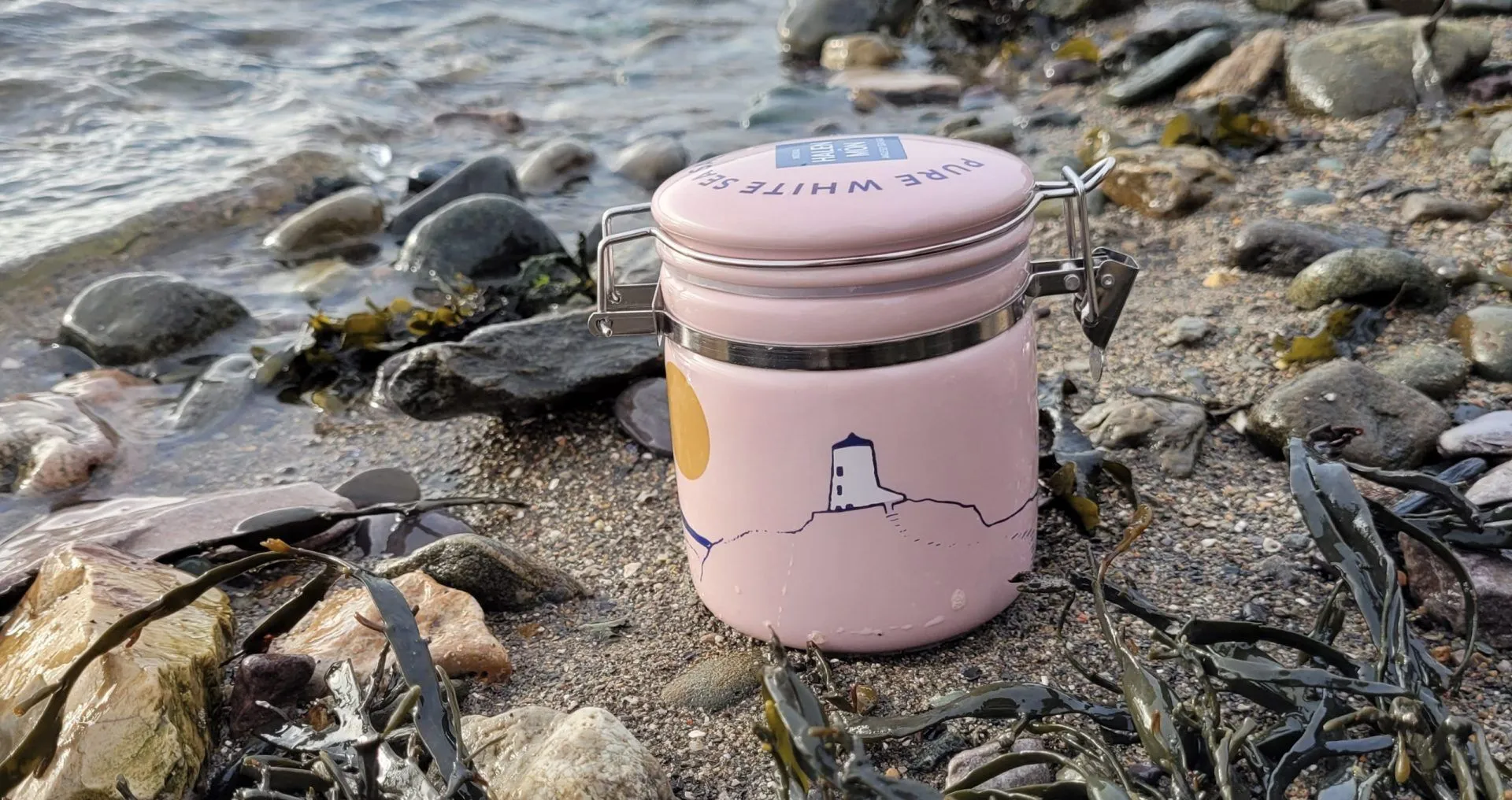 Pink Llanddwyn Ceramic Jar with Pure Sea Salt, Halen Môn, 100g - Image 2