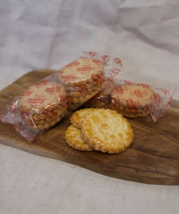Pure Butter Biscuits, Les Sablés, La Mère Poulard, half tin 250g - Image 2