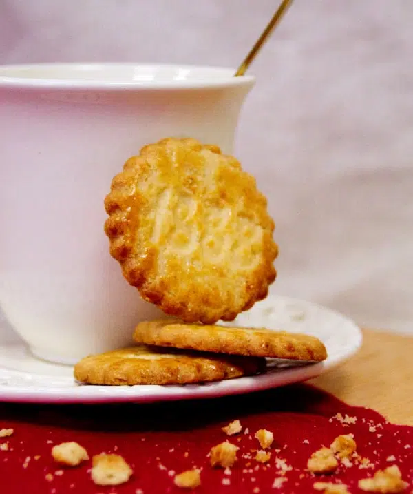 Pure Butter Biscuits, Les Sablés, La Mère Poulard, half tin 250g - Image 3